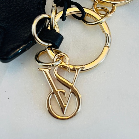 Victoria's Secret Penguin Bag Charm Keychain w/Pink Accent & Gold Hardware (NWT) - Picture 5 of 7